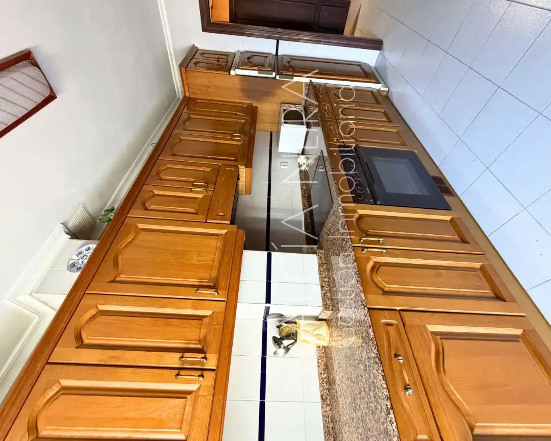Cuina de Pis en venda en Soto del Barco amb Calefacció, Traster i Moblat