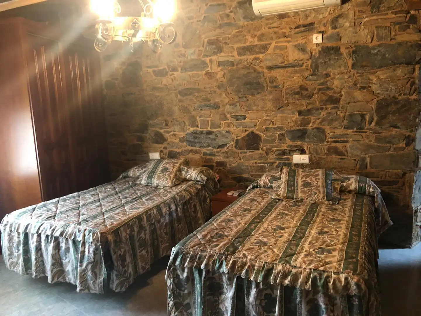 Dormitori de Finca rústica en venda en Ladrillar amb Moblat