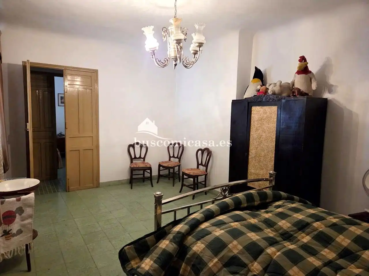 Bedroom of Detached homes for sale in Campillo de Arenas  with Furnished