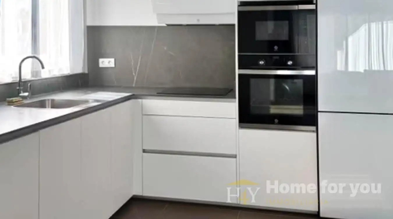 Chalet con piscina en venta en Pení 64, imagen 16