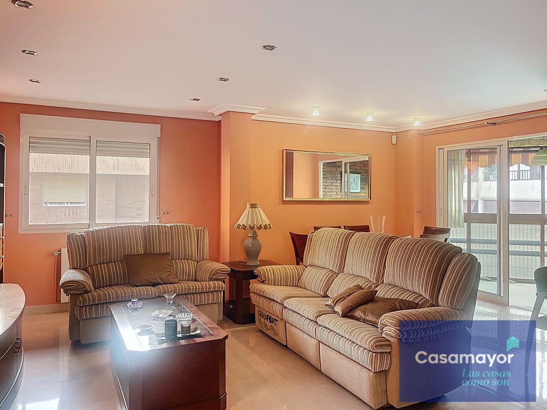 Living room of Flat to rent in Alicante / Alacant  with Air Conditioner, Heating and Balcony
