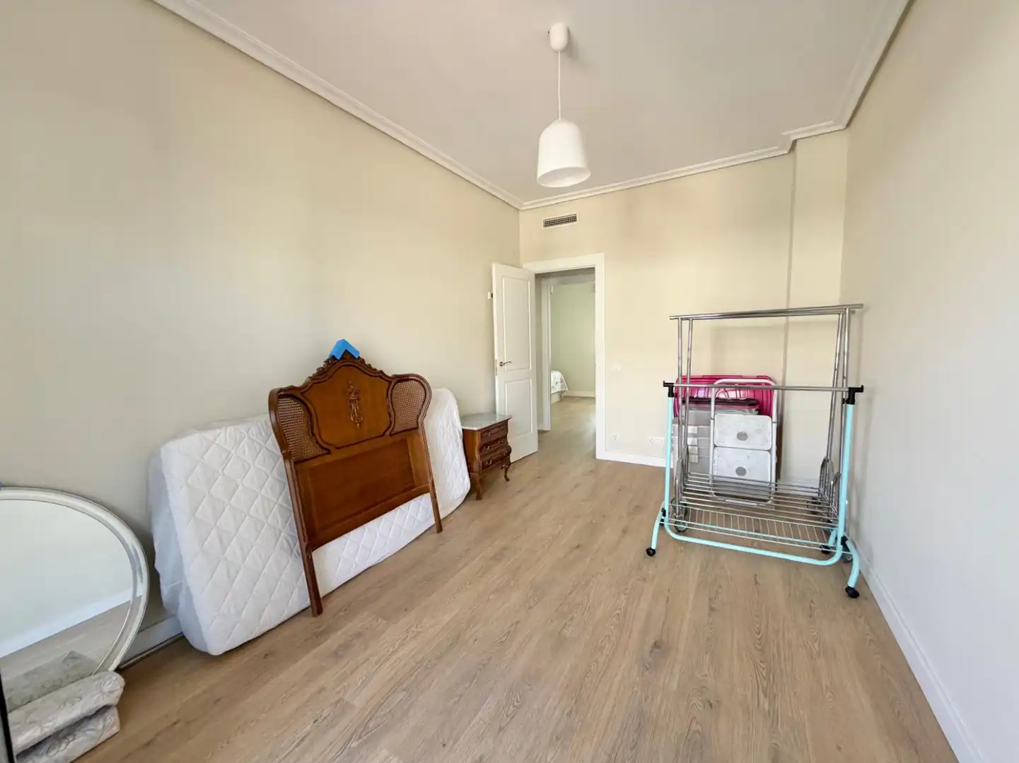 Bedroom of Flat for rent in  Logroño  with Heating, Terrace and Furnished
