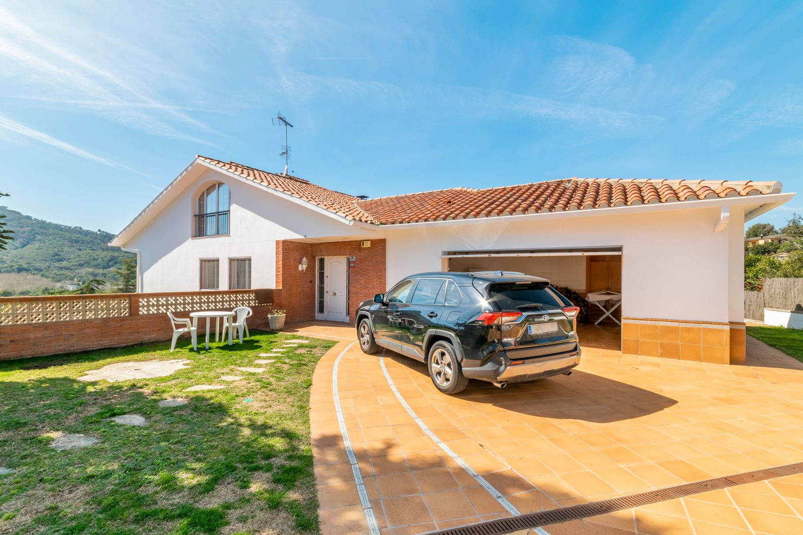 Exterior view of House or chalet for sale in Vallromanes  with Air Conditioner, Heating and Private garden