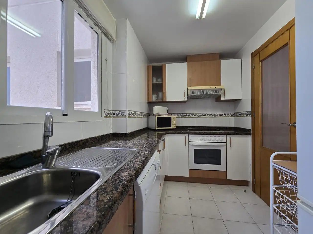 Cocina de Piso en venta en Benidorm con Aire acondicionado, Terraza y Piscina