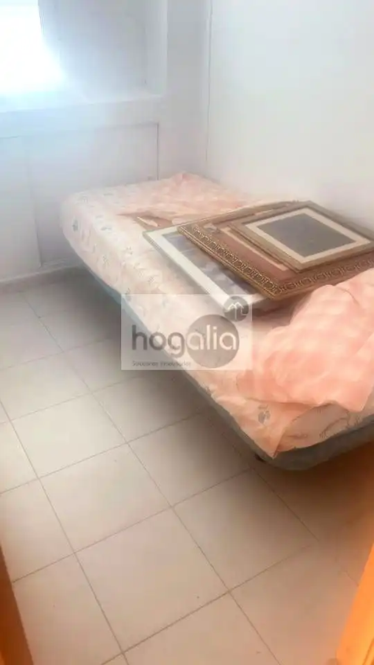 Habitación de Piso de alquiler en Sevilla con Aire acondicionado y Amueblado