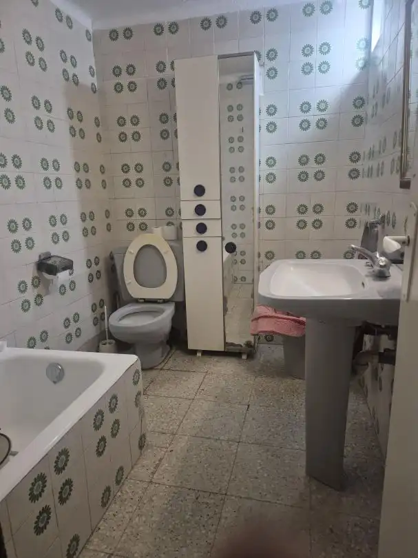 Baño de Piso en venta en Valle de Tobalina con Calefacción, Jardín privado y Trastero