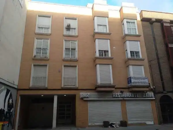 Außenansicht von Wohnung zum Verkauf in Madrid
