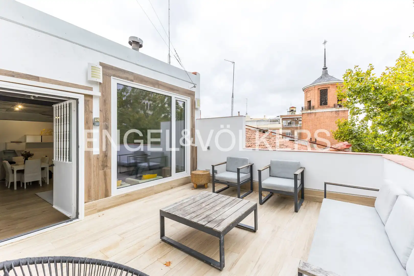 Terrasse von Dachboden zur Miete in Madrid mit Klimaanlage, Heizung und Parkett