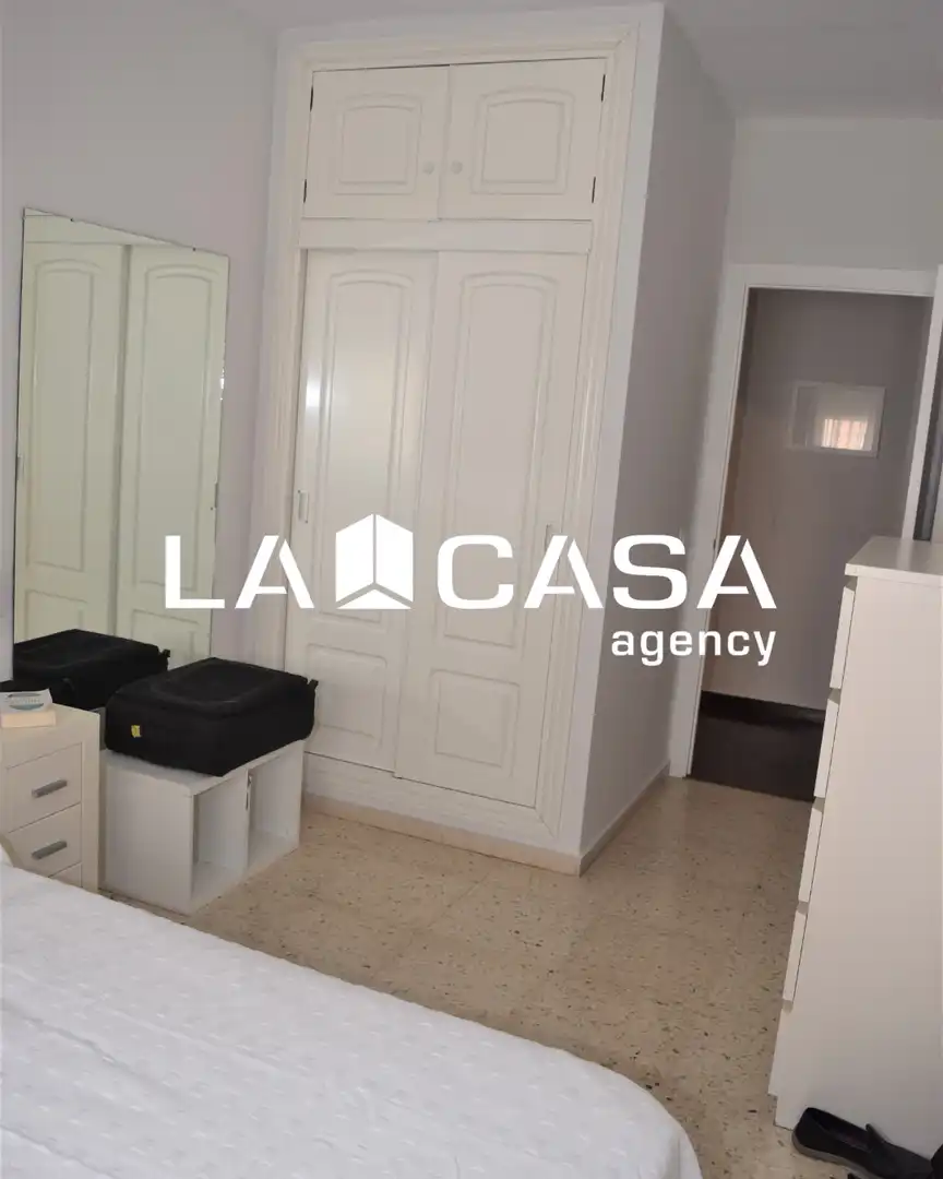Flat for sale in Sevilla  with Terrace and Storage room