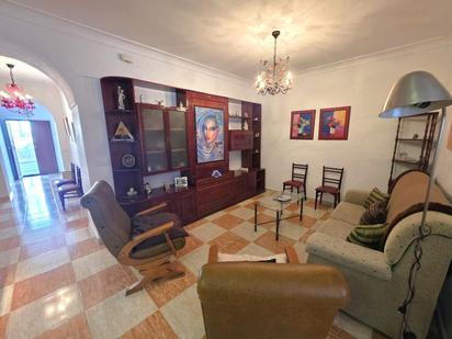 Sala d'estar de Casa o xalet en venda en Bienvenida