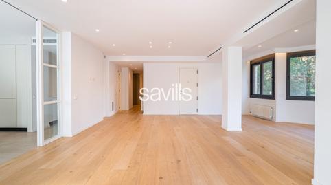 Foto 5 de Apartament en venda a Les Tres Torres, Barcelona