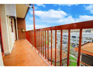 Piso con balcón en venta en Calle Navegantes