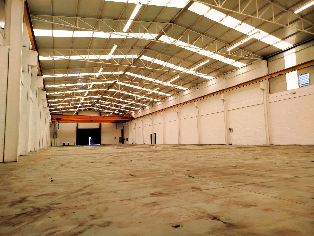Nau industrial de lloguer en Mos amb Calefacció