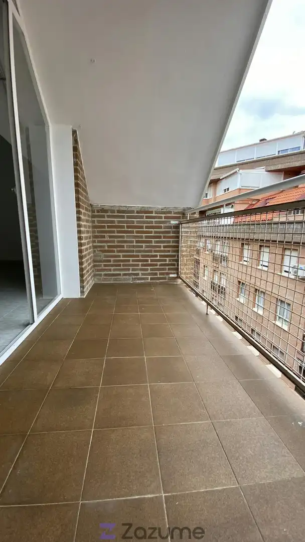 Flat for rent in C. Tamujar, Tres Olivos - La Piedad