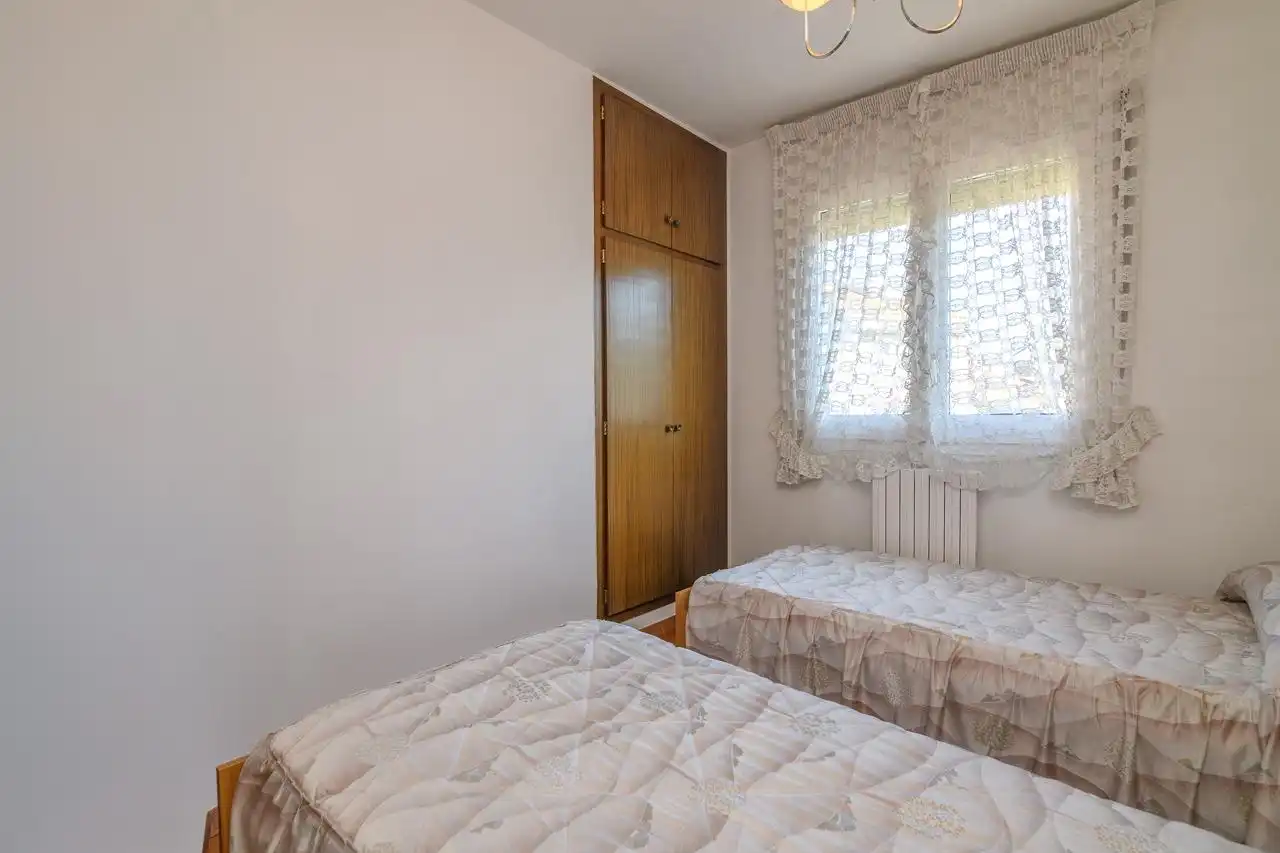 Schlafzimmer von Wohnung zum Verkauf in Manresa mit Heizung, Abstellraum und Balkon