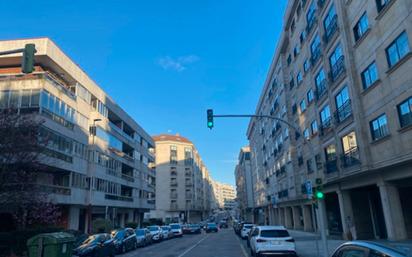 Vista exterior de Pis en venda en Vigo 