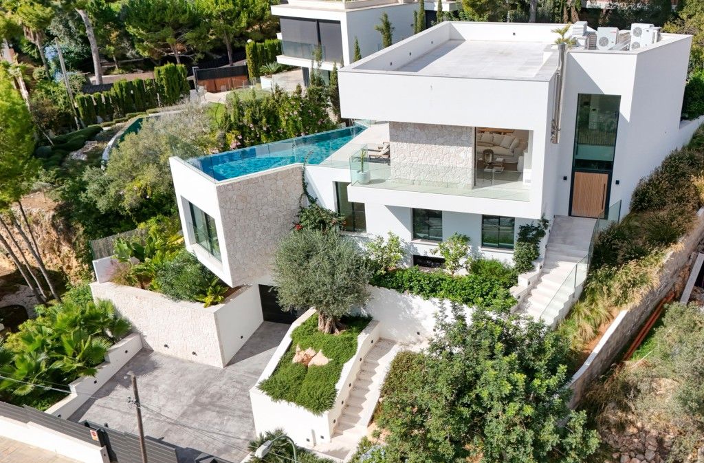 Exterior view of House or chalet for sale in Calvià  with Air Conditioner, Private garden and Parquet flooring