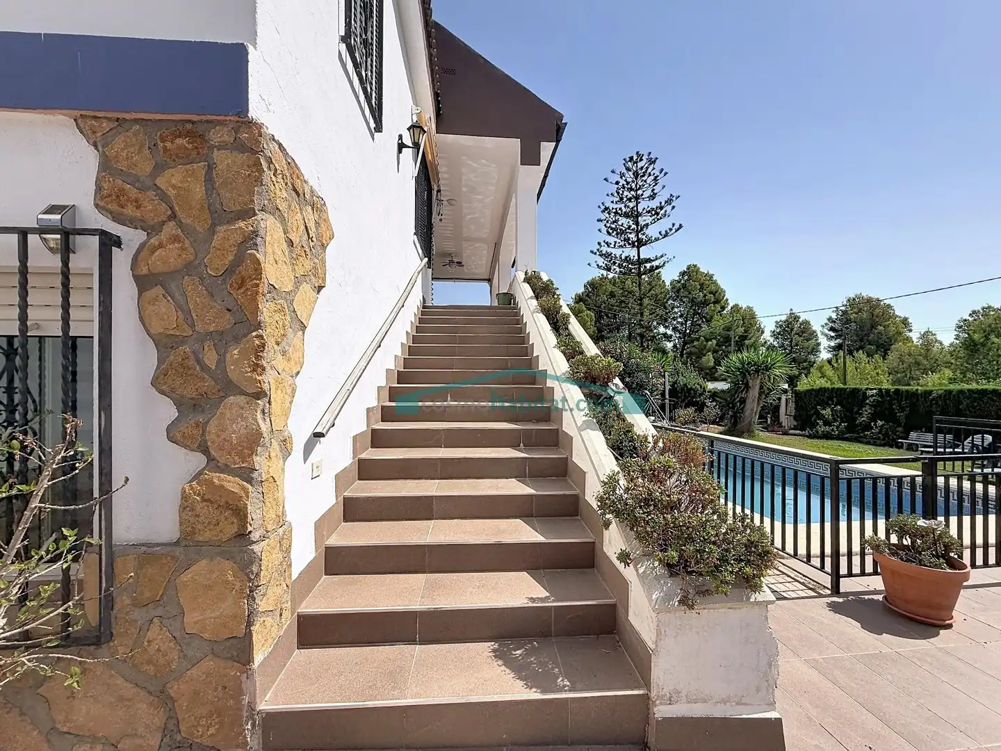 Houses for sale in Olocau  with Terrace and Swimming Pool