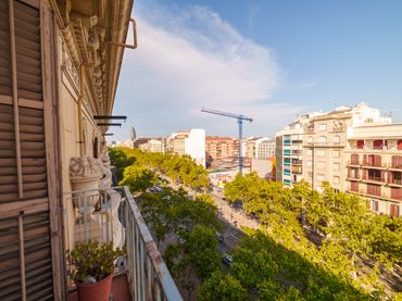 Wohnung mit Balkon zum Verkauf in Gran Via de les Corts Catalanes