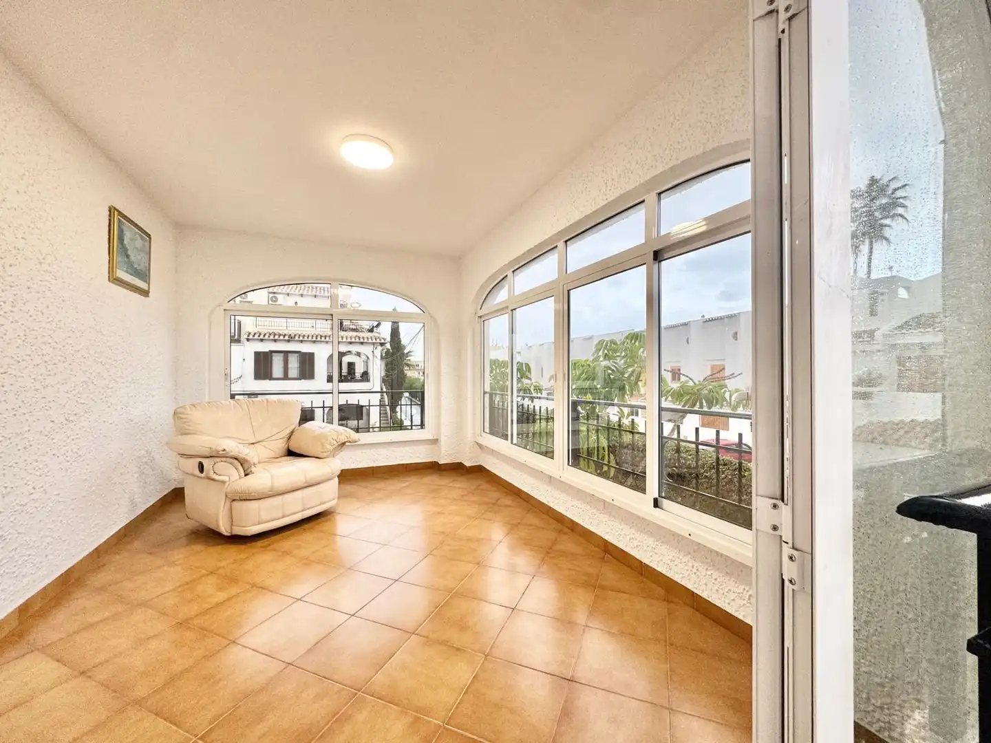 Vista exterior de Casa o xalet de lloguer en Orihuela amb Aire condicionat, Calefacció i Terrassa