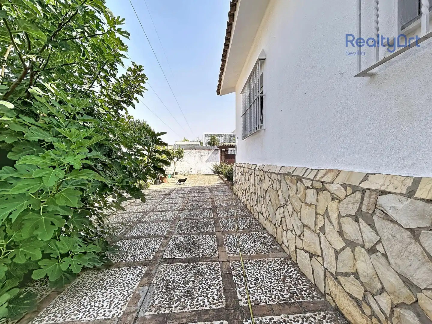 Exterior view of Houses for sale in Alcalá de Guadaira  with Air Conditioner, Heating and Private garden