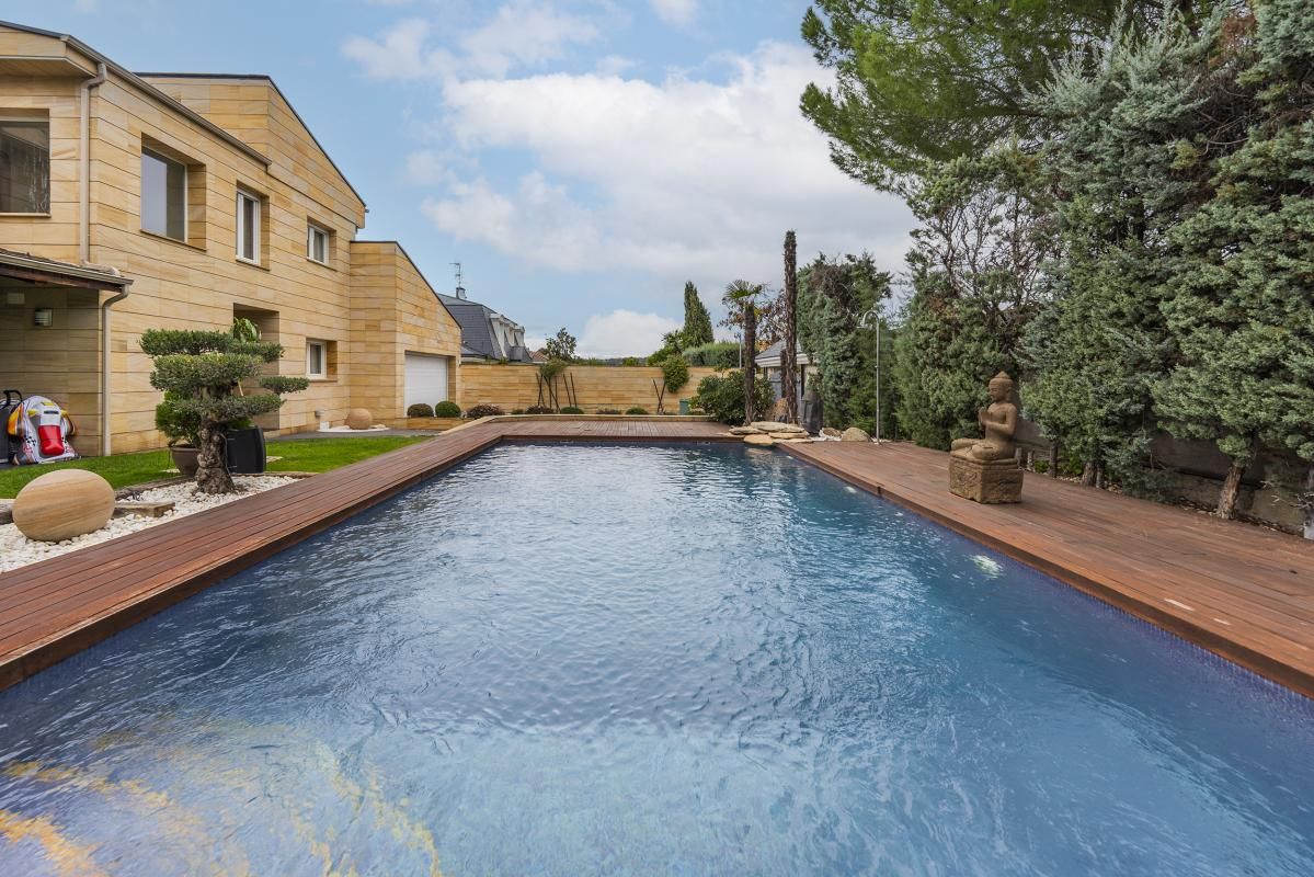 House or chalet for sale in Av. de Atenas, Monte Rozas