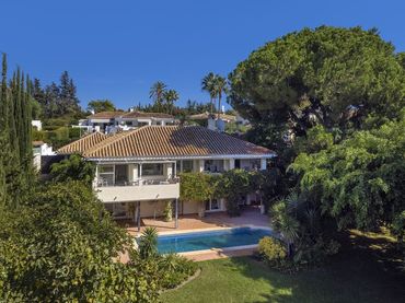Xalet amb piscina en venda a San Pedro de Alcántara