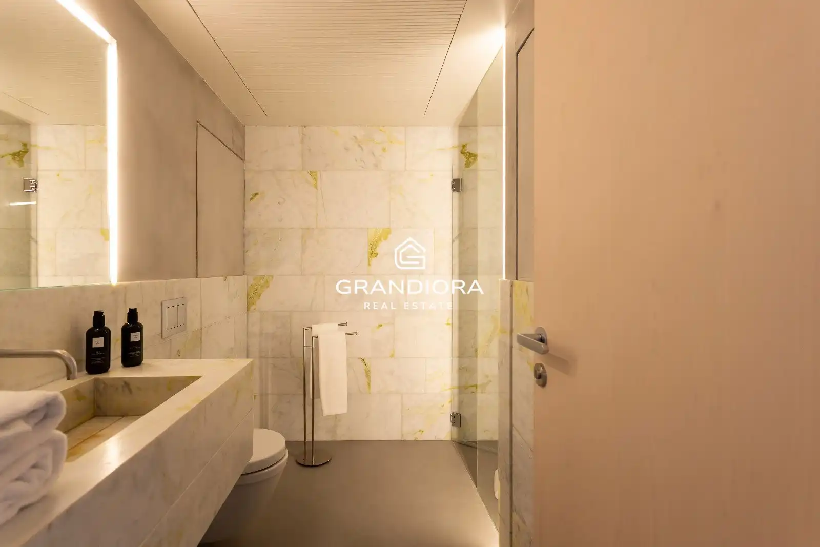Duplex con piscina in affitto a Plaça de Sant Just, imagen 15