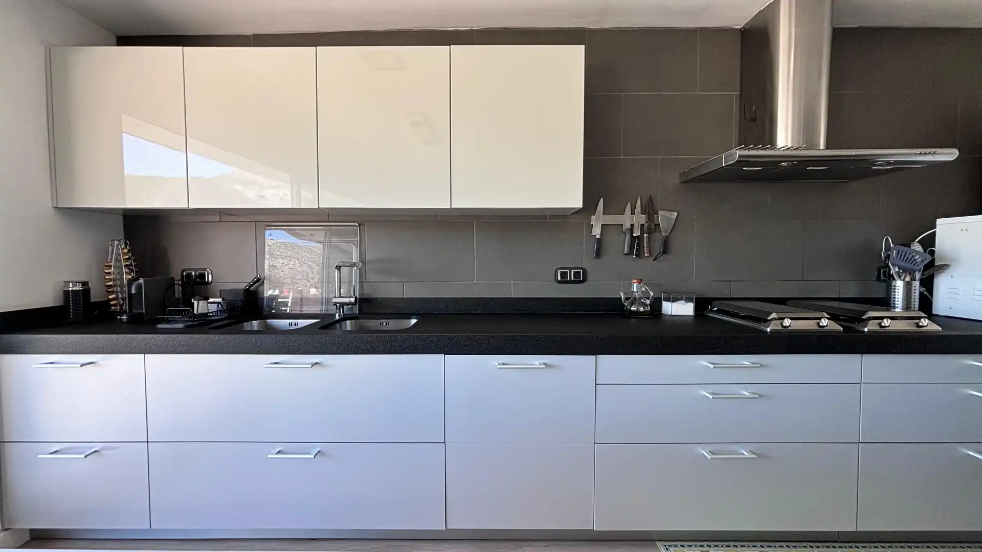 Detached homes for rent in Carrer Cristina Morenes, Les Botigues de Sitges