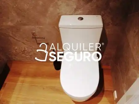 Bathroom of Flat for rent in Vitoria - Gasteiz  with Heating, Storage room and Furnished