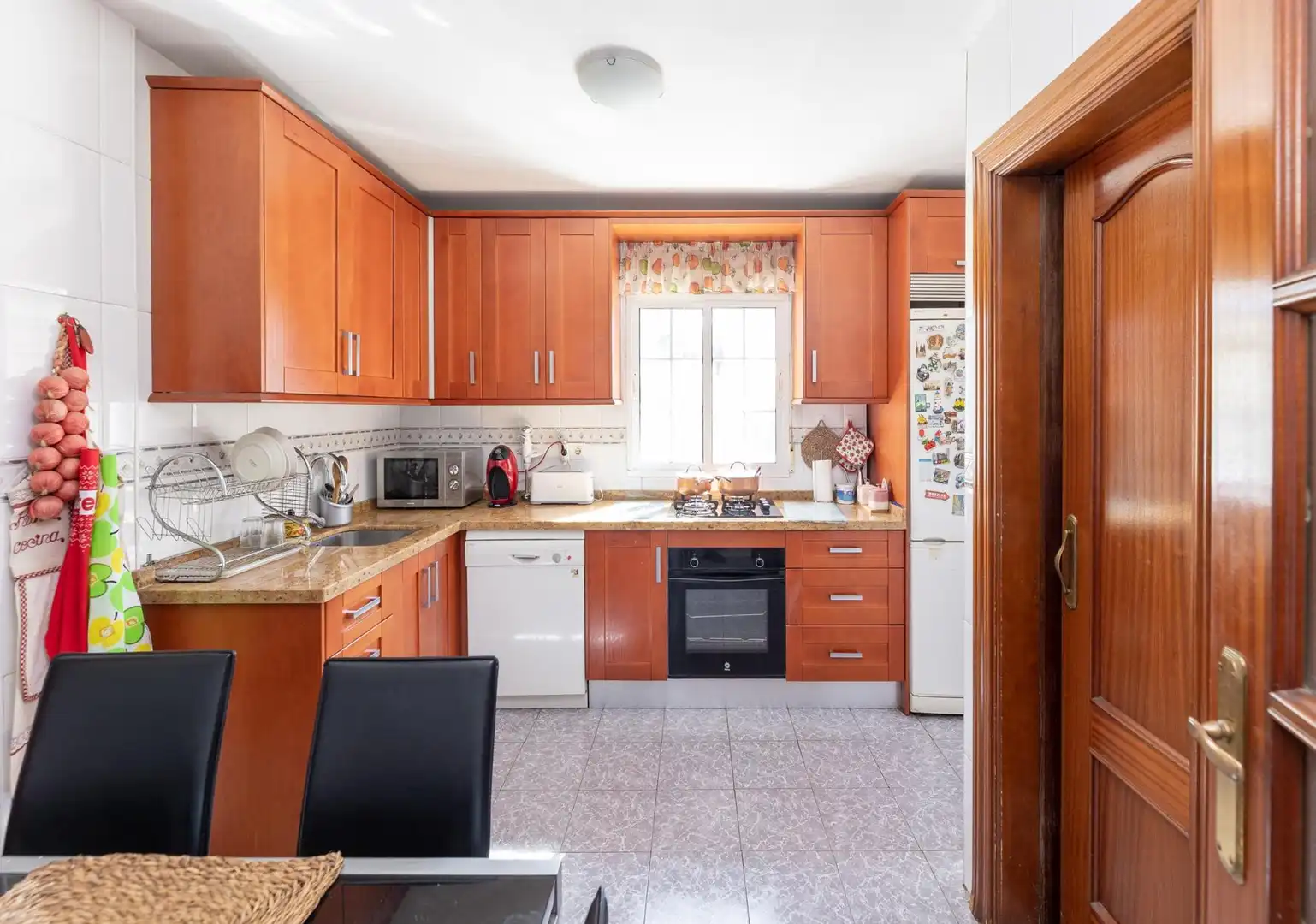Cocina de Casa o chalet en venta en Peligros con Trastero y Piscina