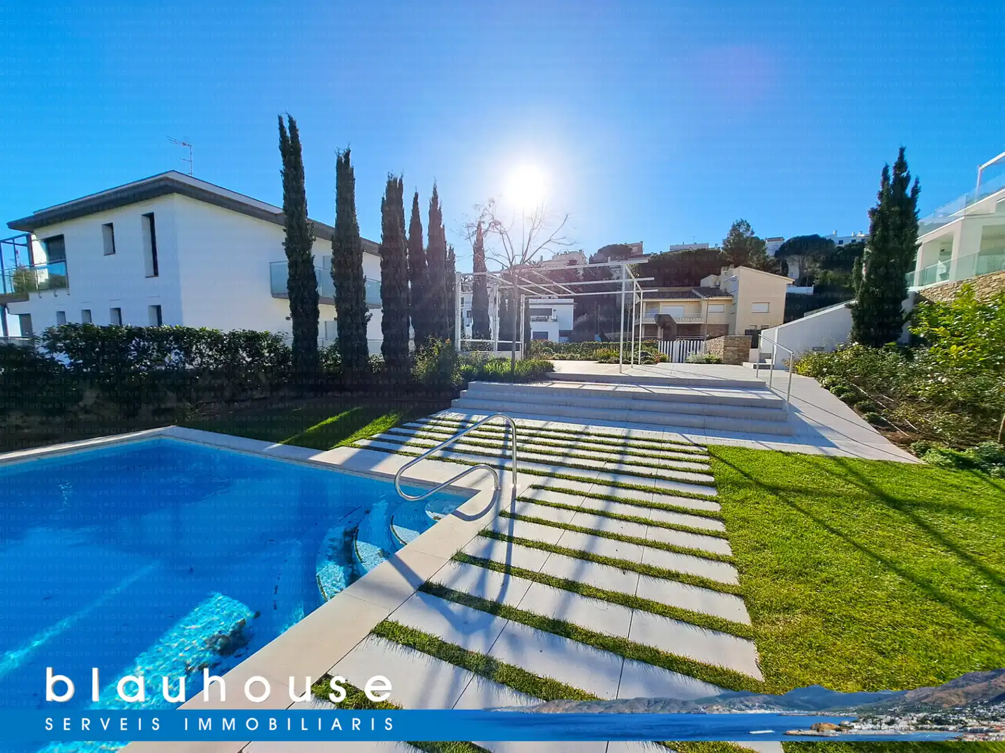 Piscina de Apartamento en venta en Llançà con Aire acondicionado, Calefacción y Terraza