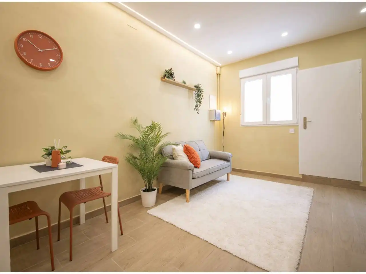 Studio zur Miete in Calle Sant Esteve 10