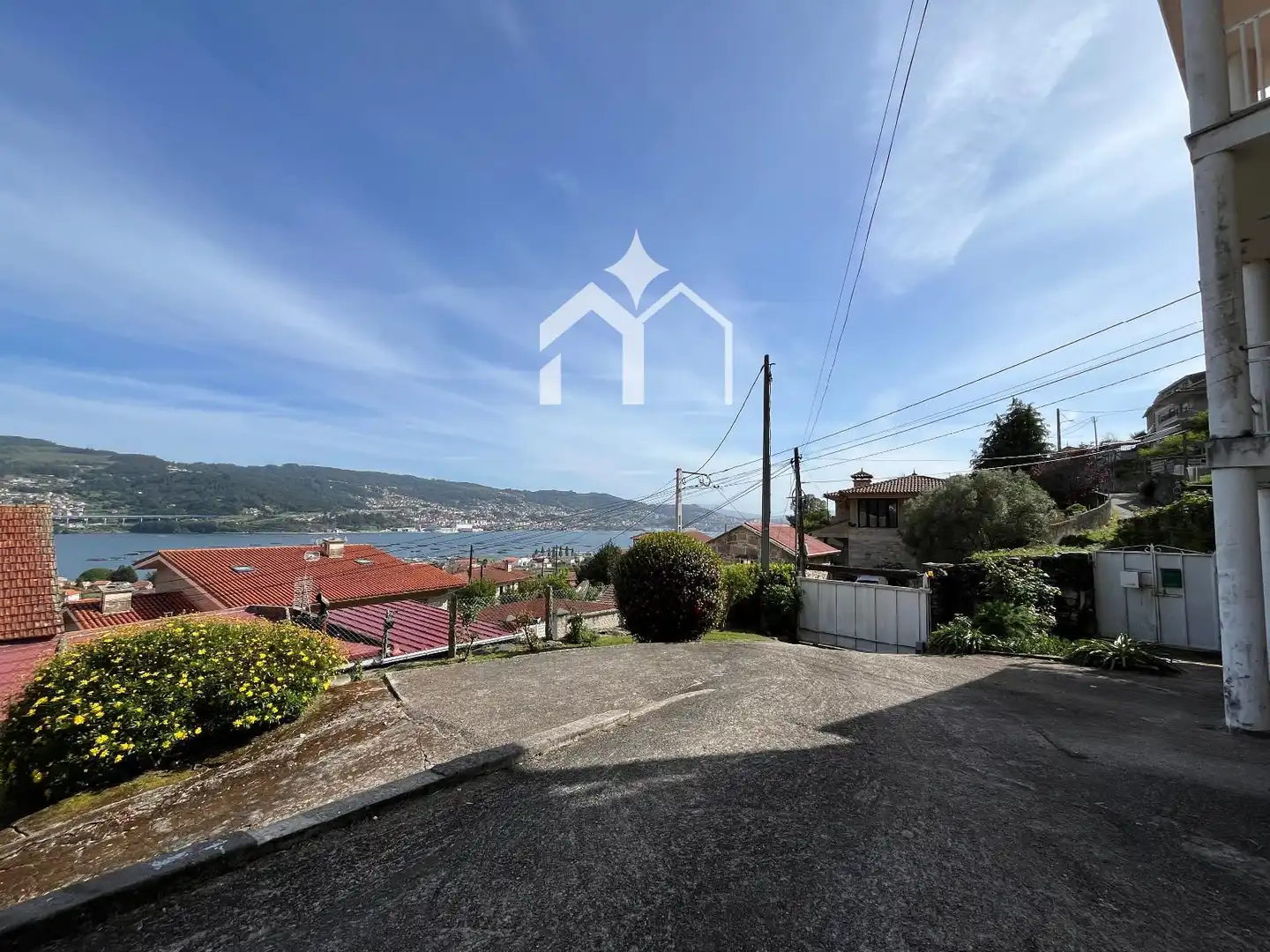 Vista exterior de Casa o chalet en venta en Moaña con Calefacción, Parquet y Terraza