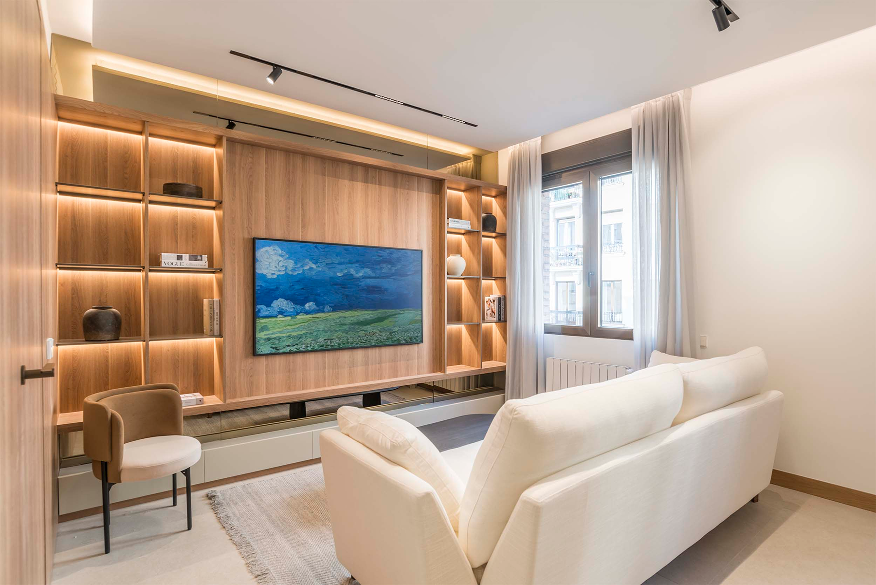 Sala d'estar de Apartament en venda en  Madrid Capital amb Aire condicionat, Calefacció i Terrassa