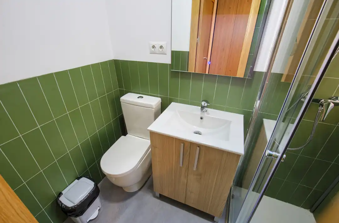 Bathroom of Houses for share in Madrid  with Air Conditioner, Heating and Terrace