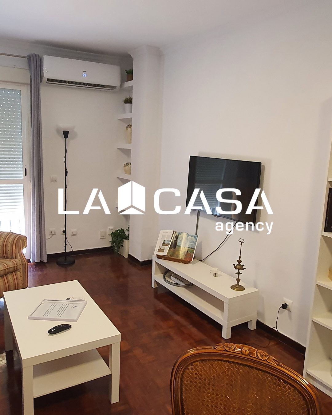 Flat for sale in  Sevilla Capital  with Terrace and Storage room