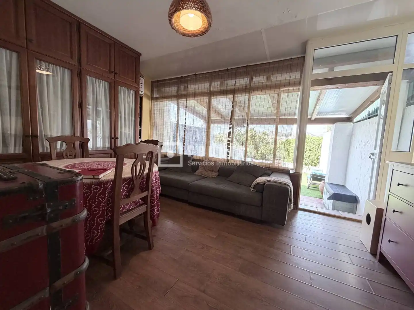 Sala de estar de Casa o chalet en venta en Rincón de la Victoria con Aire acondicionado, Terraza y Amueblado