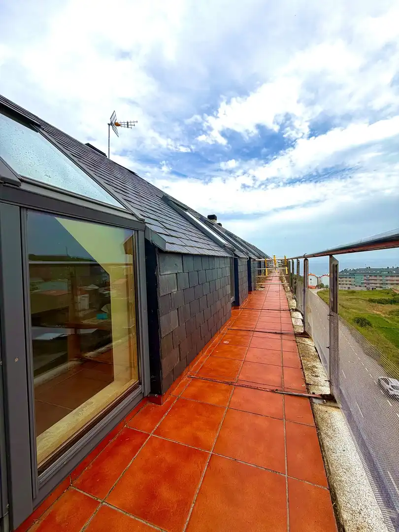 Außenansicht von Dachboden zum Verkauf in Malpica de Bergantiños mit Heizung und Terrasse