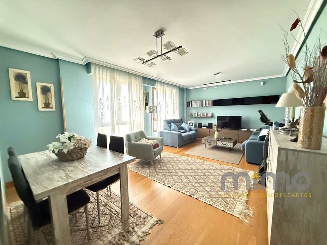 Sala de estar de Piso en venta en Donostia - San Sebastián  con Calefacción, Trastero y Balcón