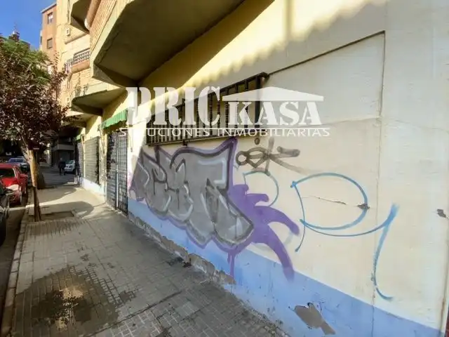Local comercial en venda a Centro, imagen 3