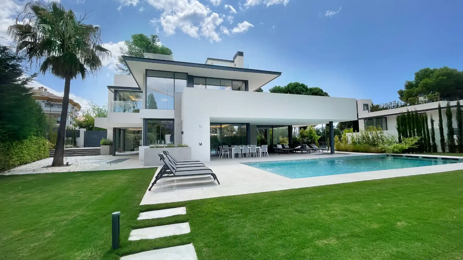 Casa con piscina in vendita a Milla de Oro