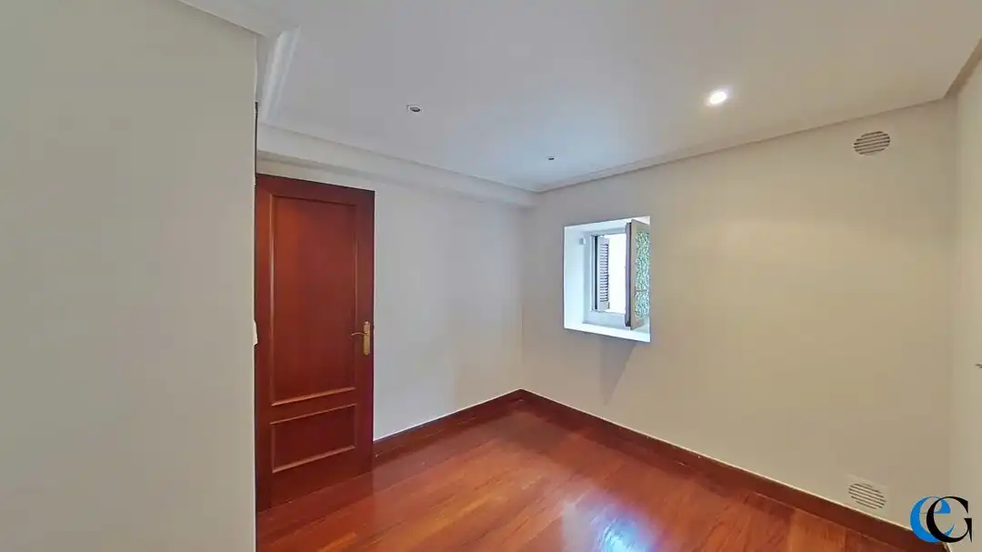 Bedroom of Flat for sale in Orio  with Storage room