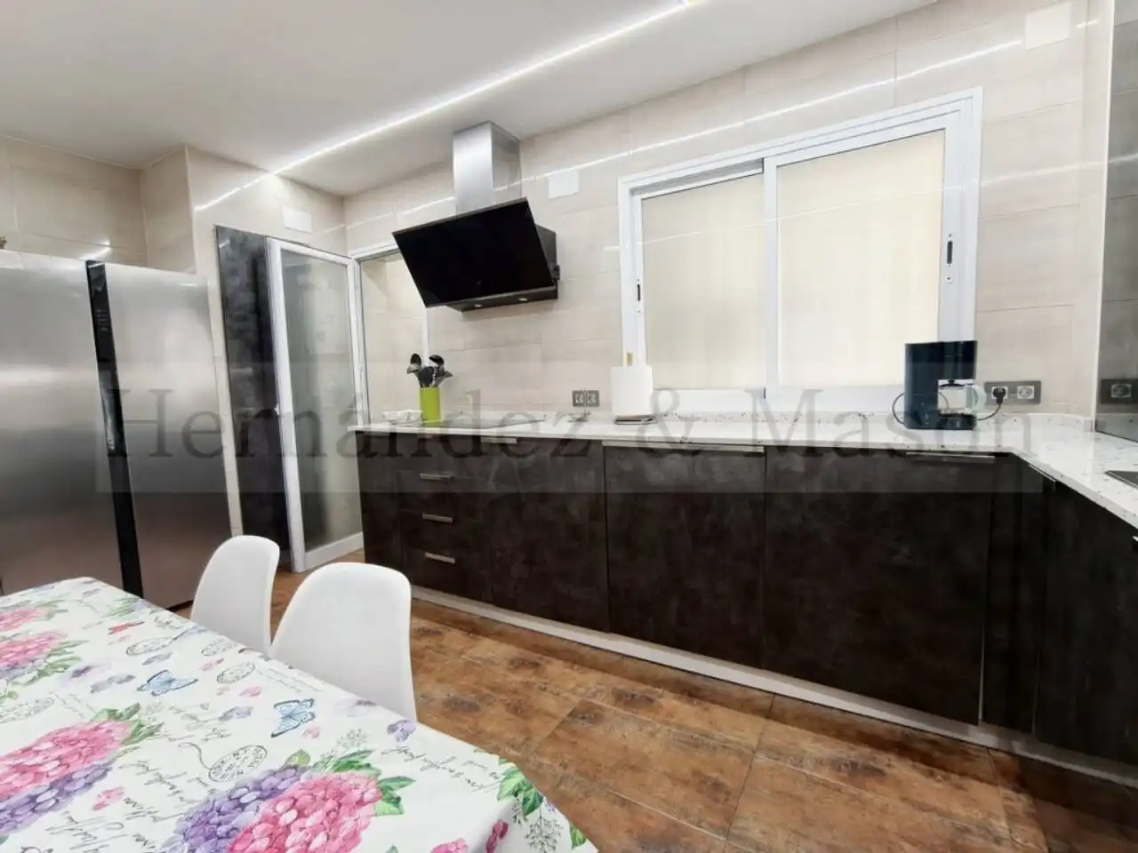 Kitchen of Flat for sale in Málaga  with Terrace and Storage room