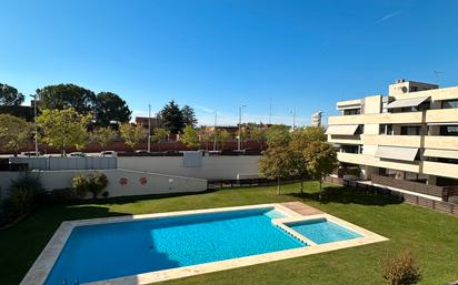 Swimming pool of Duplex for sale in  Lleida Capital  with Air Conditioner, Heating and Parquet flooring