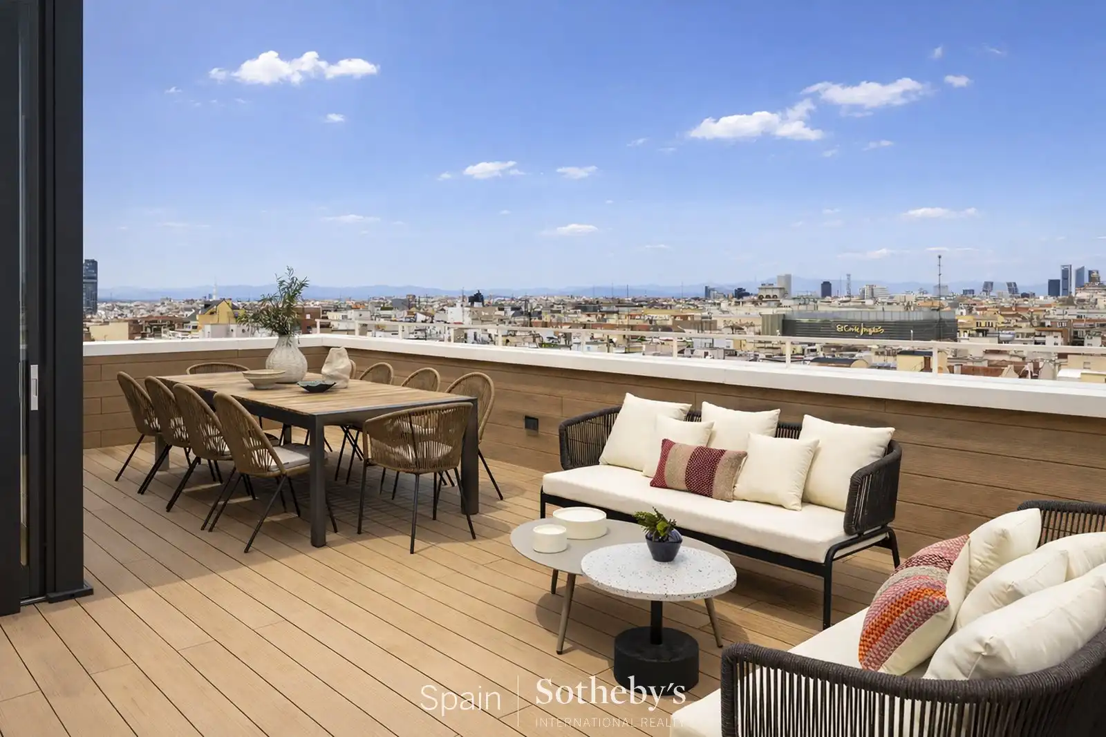 Terrace of Apartments for sale in  Madrid Capital  with Air Conditioner, Terrace and Storage room