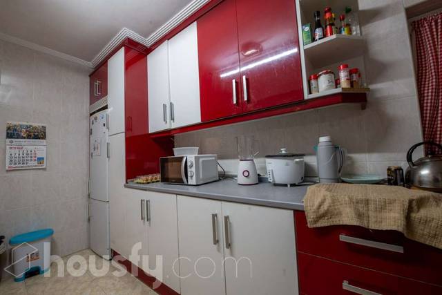 Piso en Venta en Calle Eduardo Martínez Torner, . en El Cristo