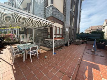 Appartement avec piscine à vendre à Ris