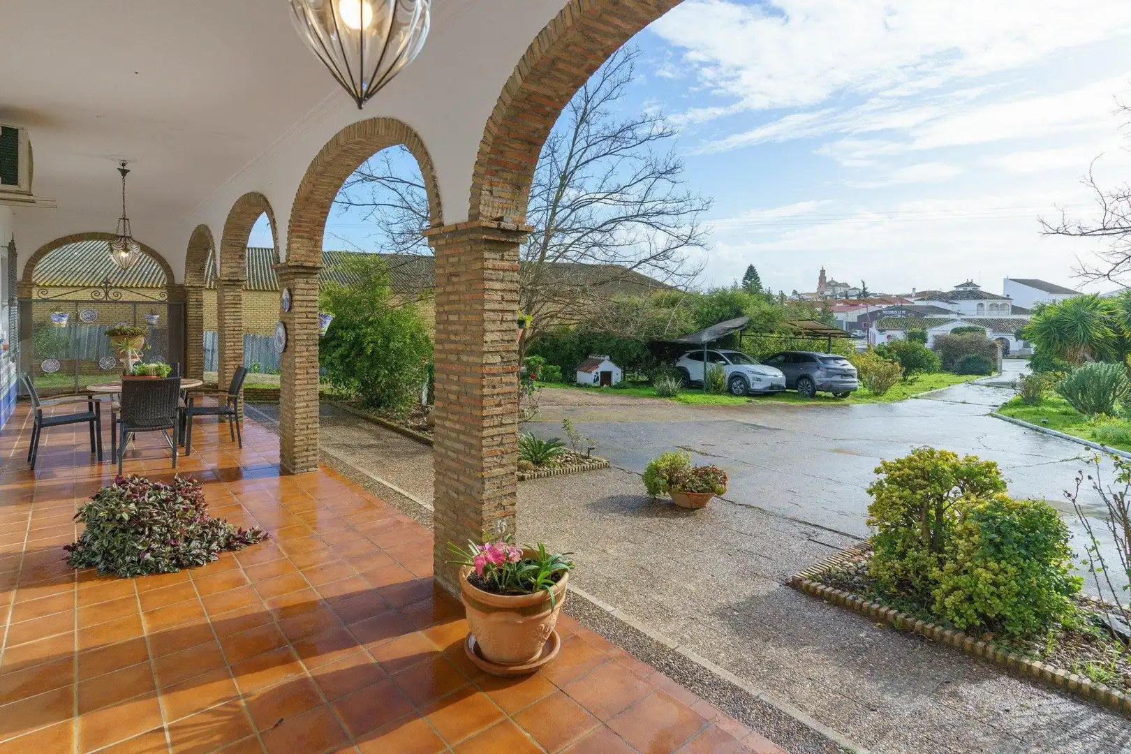 Vista exterior de Finca rústica en venda en Manzanilla amb Aire condicionat, Calefacció i Terrassa