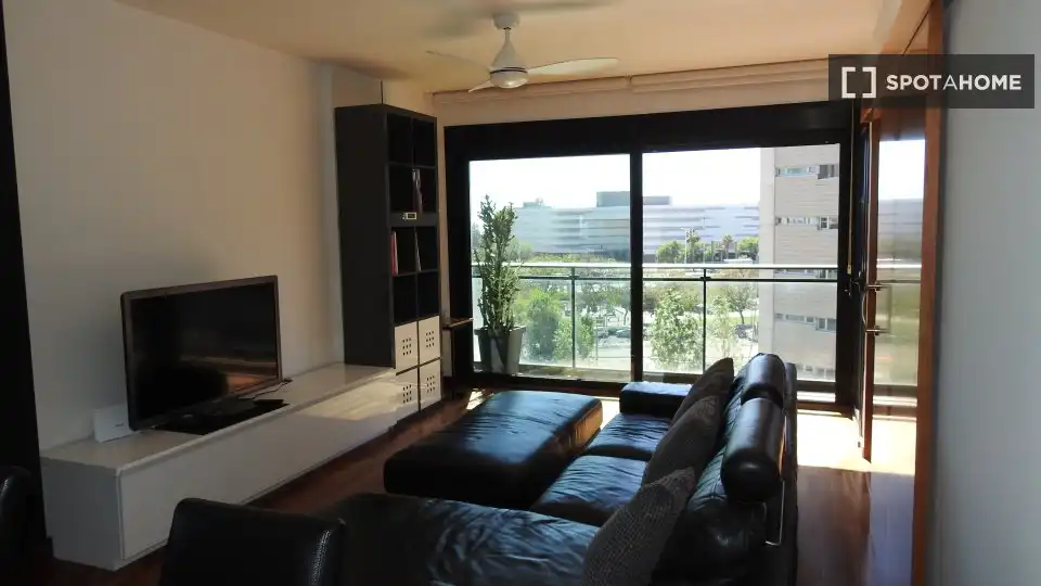 Habitación en Port Forum
